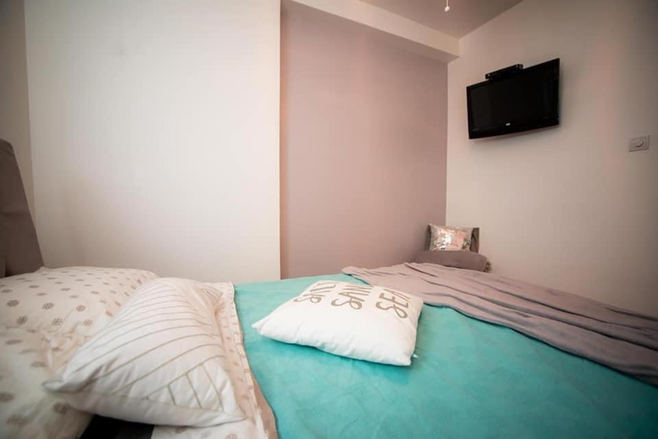 Ferienwohnung Lux Stan Na Dan Požarevac Exterior foto